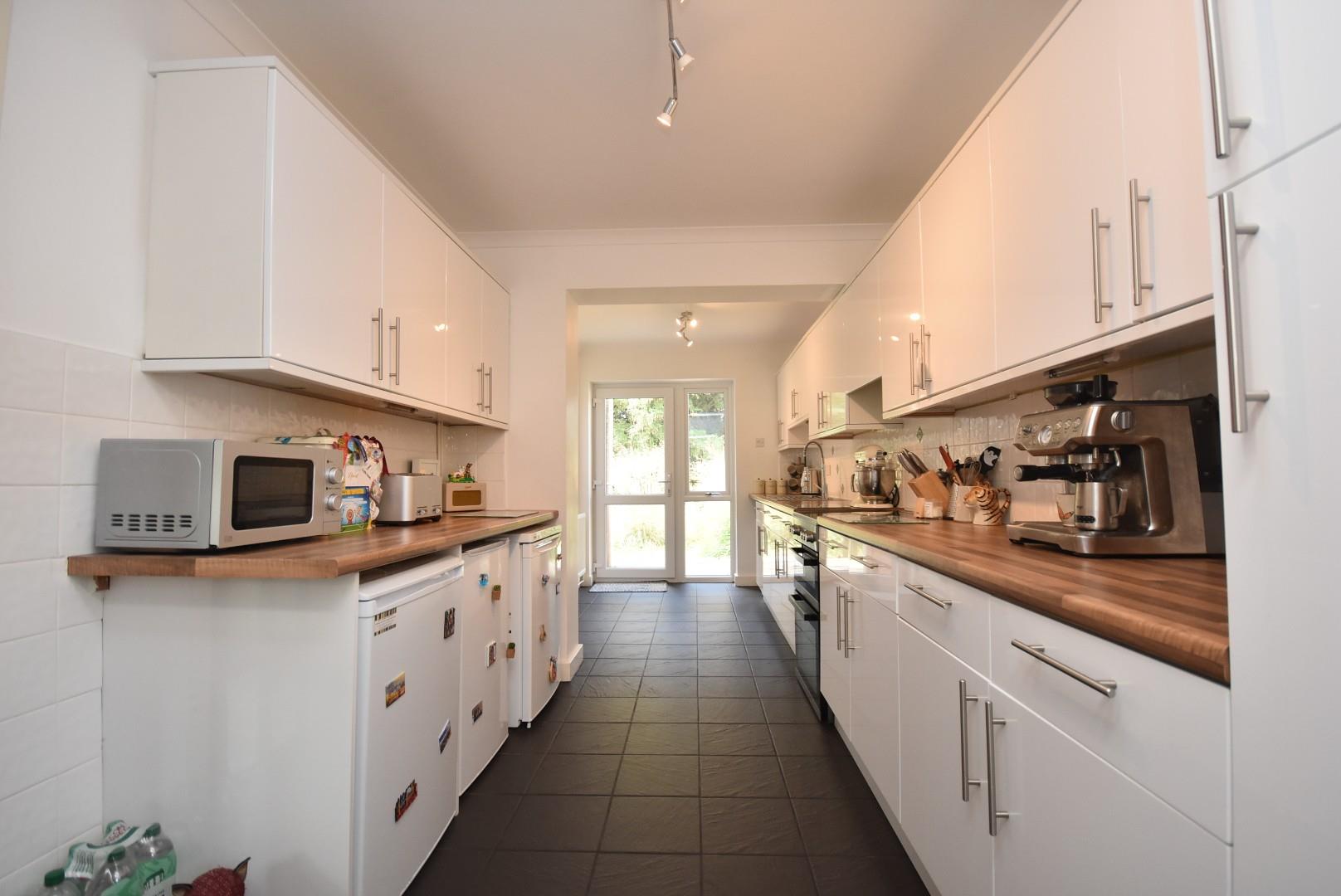 20 Knowbury Avenue, Penarth, CF64 5RX